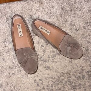 Steve Madden Taupe Suede Tassel Loafers